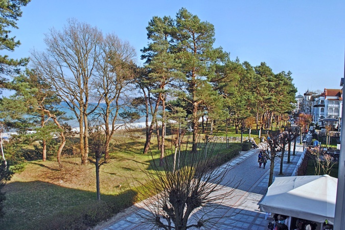 Villa Atlantic - Appartement Baltic Melody - Aussicht mit Strandpromenade